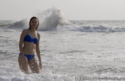 Waves on the beach in Bentota