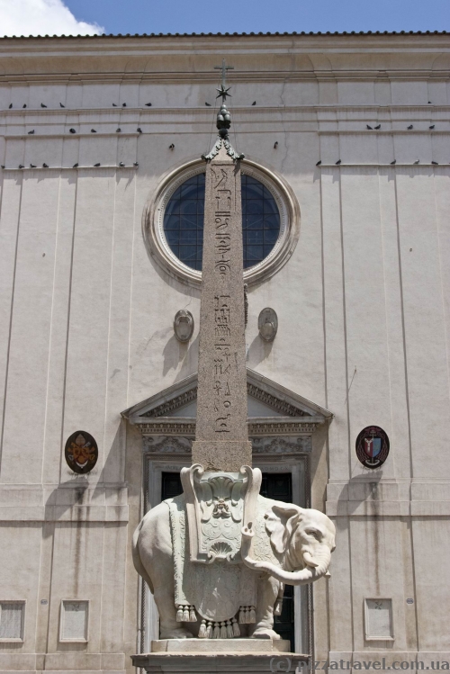 Obelisk near the Basilica of Santa Maria sopra Minerva