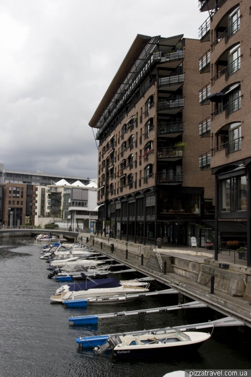 Aker Brygge district in Oslo