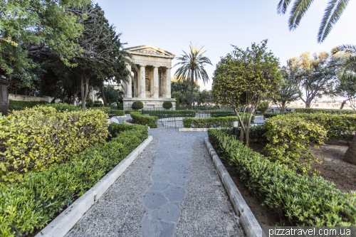 Lower Barrakka Gardens