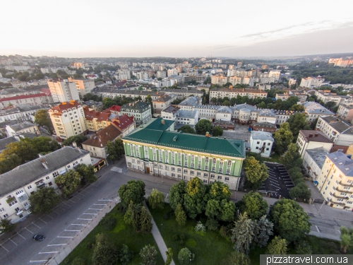 Freedom square