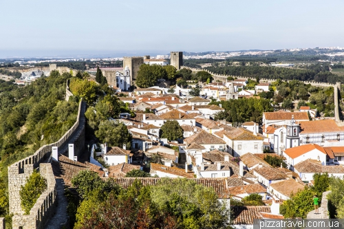 Obidos, walls of XII-XIV centuries., length - 1565 meters