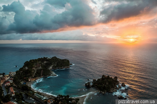 Sunrise in Taormina