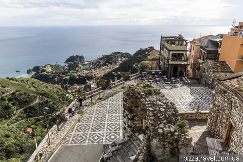  The observation deck in Castelmola