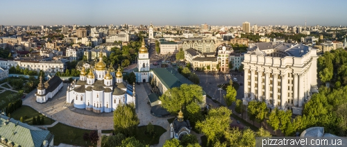 Михайлівський собор і Міністерство закордонних справ