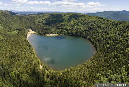 Озеро святої Анни (Lacul Sfanta Ana)