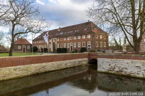 Замок Оберверріс (Schloss Oberwerries)