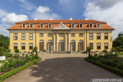 Палац та парк Мозігкау (Schloss Mosigkau)