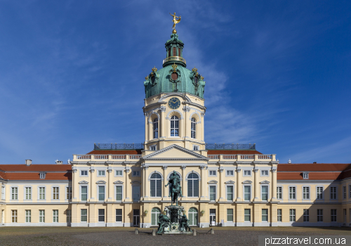 Замок Шарлоттенбурґ (Schloss Charlottenburg)