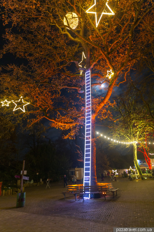 Різдвяне підсвічування у зоопарку Ганновера (Christmas Garden Hannover)