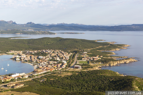 Мальовничі краєвиди з вершини гори Монте-Руджу (Monte Ruju)