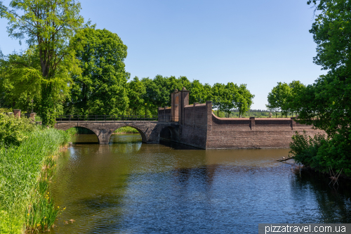 Замок Амеронген (Amerongen)
