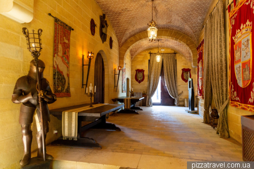 Замок Альмодовар-дель-Ріо (Castillo Almodóvar del Río)