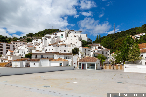 Каса́рес (Casares)