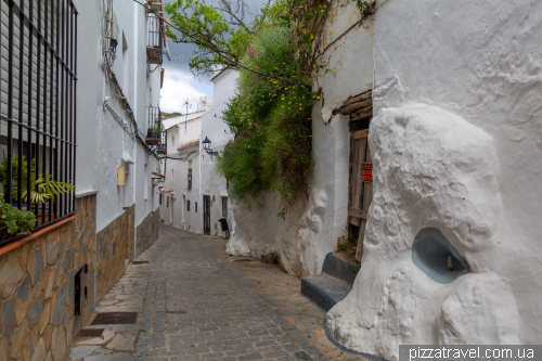 Каса́рес (Casares)