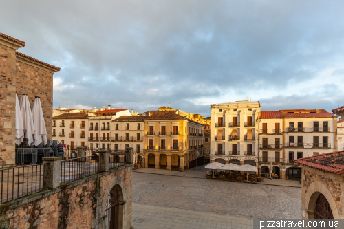 Касерес (Caceres)