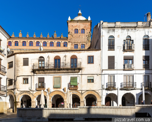 Касерес (Caceres)