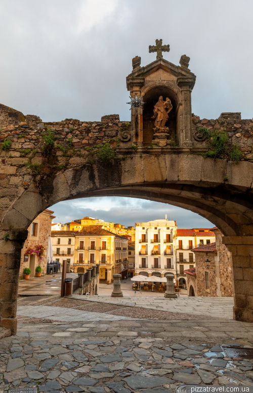 Касерес (Caceres)