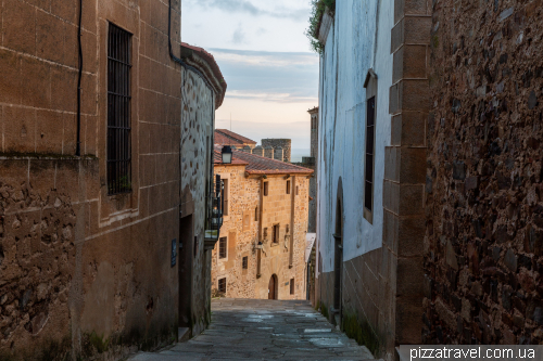 Касерес (Caceres)