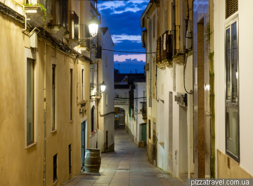 Касерес (Caceres)