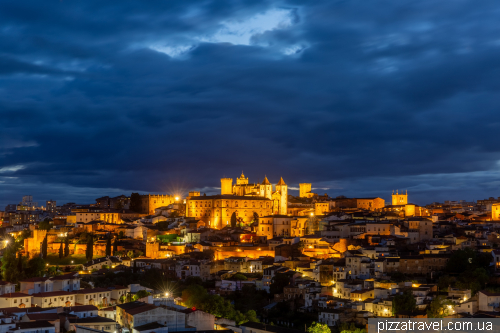 Касерес (Caceres)