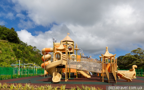 Парк активных развлечений Долина цветов (La Vallée Des Couleurs Nature Park)