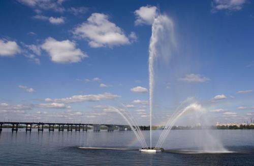 Fountain at the waterfront, look for a rainbow
