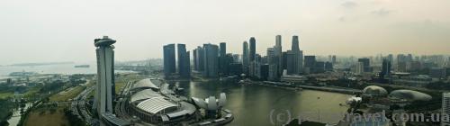 View of Marina Bay Sands from the top of the ferris wheel