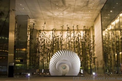 Unusual halls in skyscrapers on Robinson road