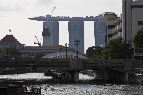 Отель Marina Bay Sands виден отовсюду